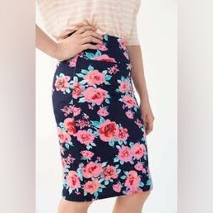 Azules Black Floral Midi Skirt size large 04/61